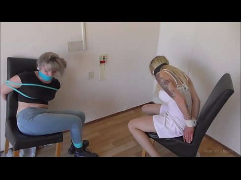 ❤️ Mowonlara / so si oke ati awọn gagged / omobirin ninu ipọnju ni% yo.eviewporn.ru ❌️❤