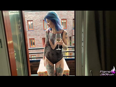 ❤️ Ọdọmọbinrin ti o tobi pupọ ti o mu pẹlu ikun ati aibikita ni itara labẹ Ọrun Ṣii ni% yo.eviewporn.ru ❌️❤
